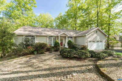 46 Marwood Dr