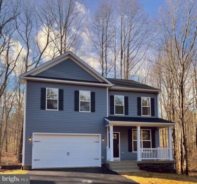 726 Lakeview Pkwy