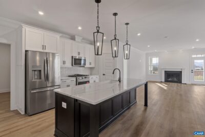 36 Ridgeline Dr
