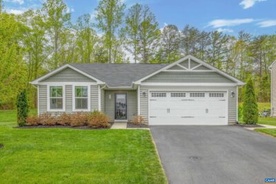 96 Mannie Ct
