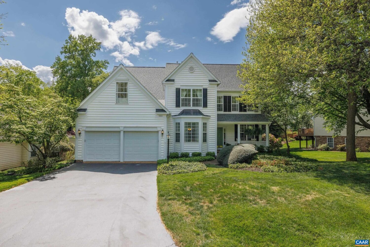 980 Charter Oaks Dr