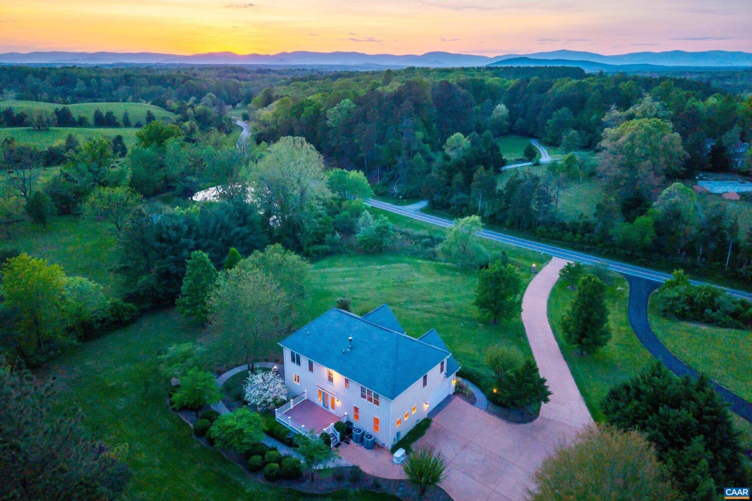 4269 Stony Point Rd