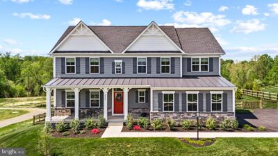8005 International Dr