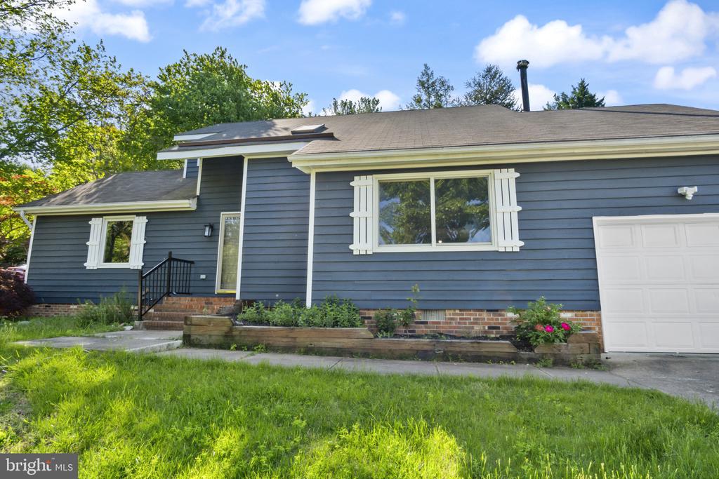 11719 Gordon Rd