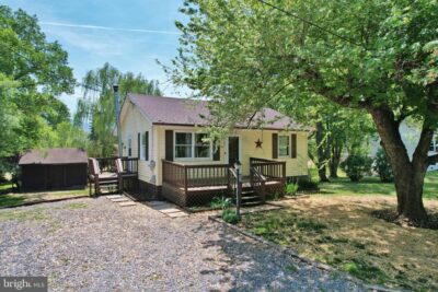 140 Wayland Dr