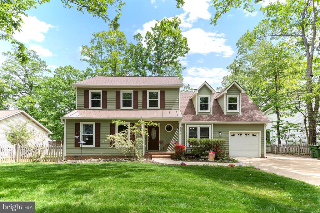 3908 Hazel Ct
